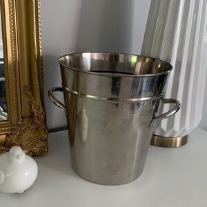 wazir‎ chand & co pvt ltd ice backed stainless steel with handles made in India